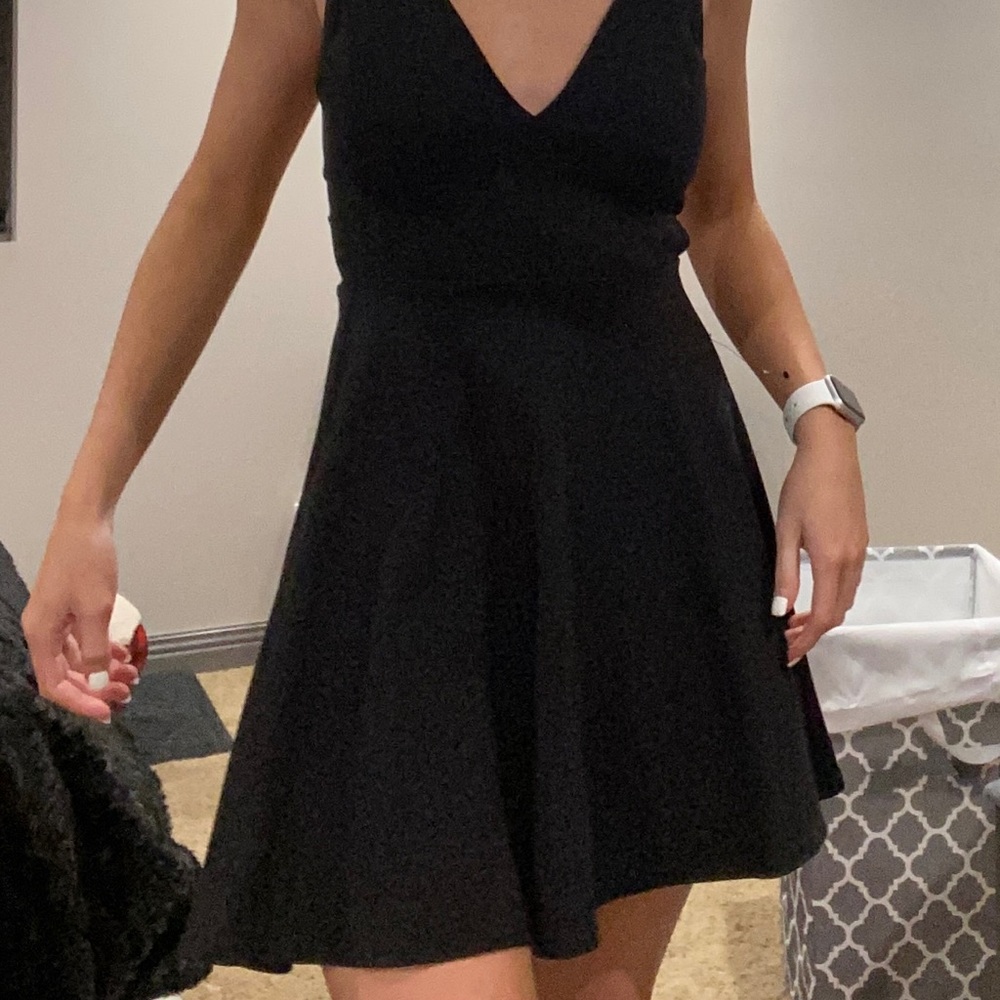 lulu’s black formal dress